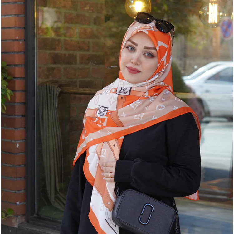 روسری زنانه مدل نخی قواره 140 طرح مزونی جدید کد ana-2707