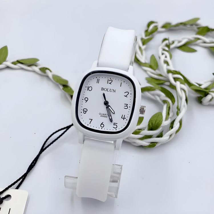 ساعت مچی عقربه ای بولون مدل بند ژله ای ضد حساسیت 3