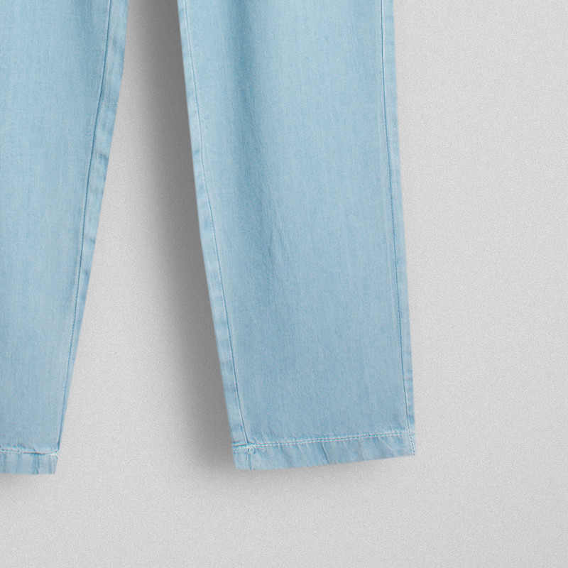 شلوار جین زنانه دیفکتو مدل 8683526026581