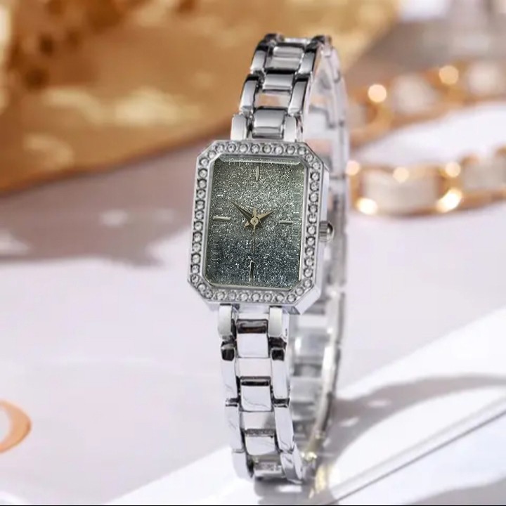 ساعت مچی عقربه ای زنانه مدل فول لاکچری کد mosta1