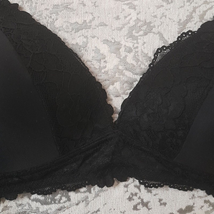 سوتین اسفنجی زنانه اسمارا مدل B450736