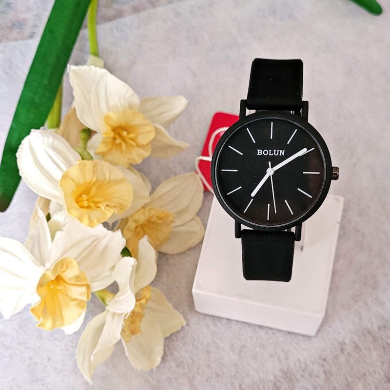 ساعت مچی عقربه ای دخترانه بولن کد 09