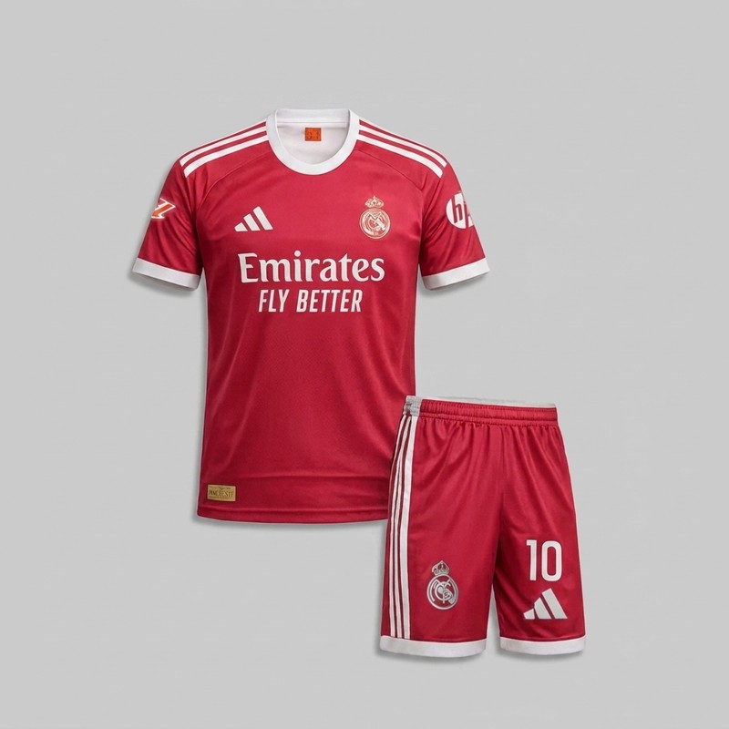 ست تی شرت و شلوارک ورزشی پسرانه رئال مادرید مدل امباپه کد Away 2027