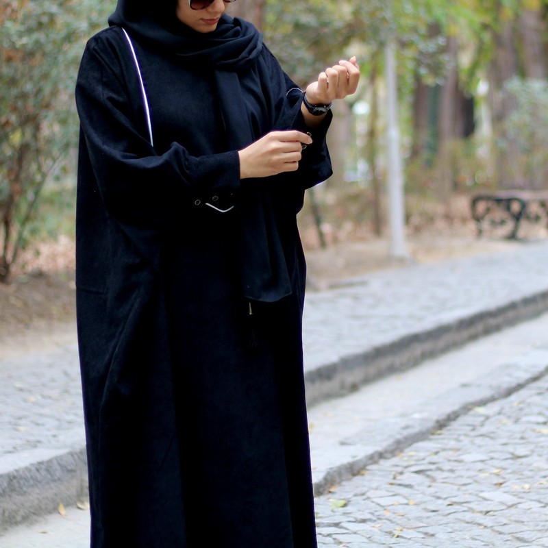 مانتو زنانه مدل عبایی پاییزی مخمل کبربتی