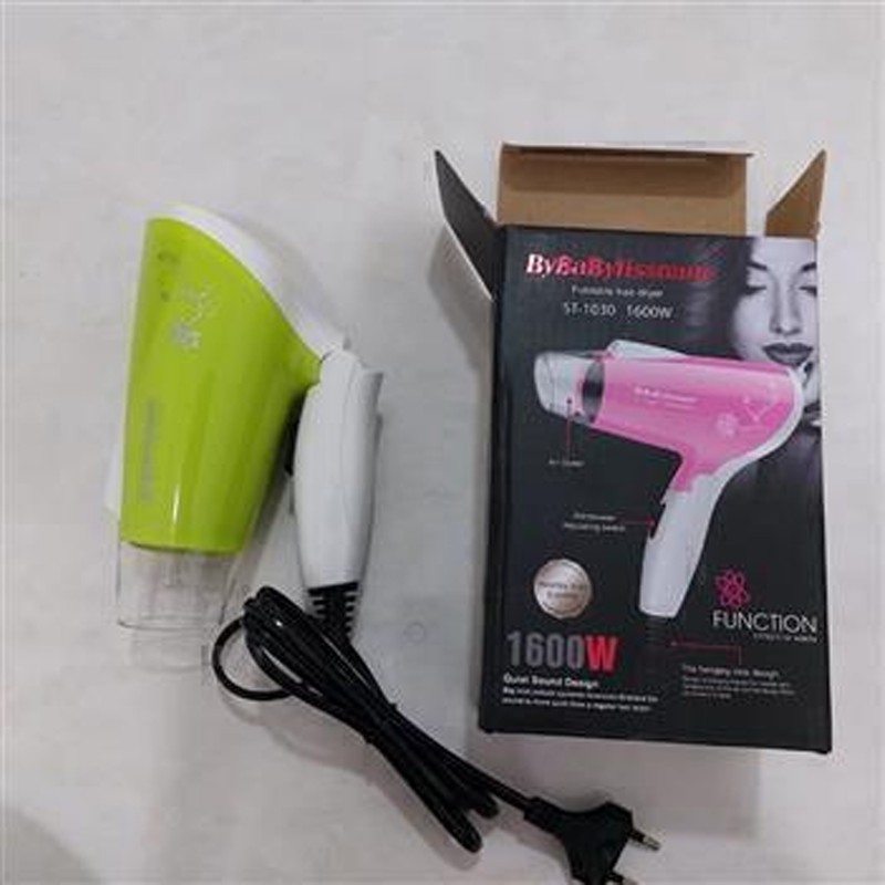 سشوار مسافرتی مدل ST1030_W1600 با توان 1600 وات، تنظیم دما در دو حالت، سرعت یک سرعته، موتور AC، وزن 250 گرم و سری صاف...