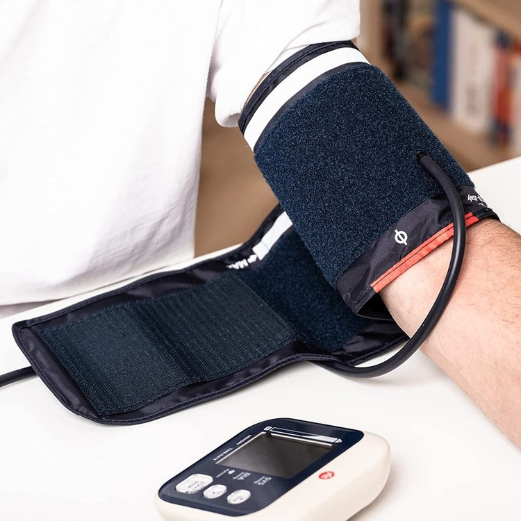 فشارسنج بازویی دیجیتال پیک سلوشن مدل easyRAPID با تکنولوژی RAPID TECH، اندازهگیری سریع و دقیق فشار خون و ضربان قلب، ن...
