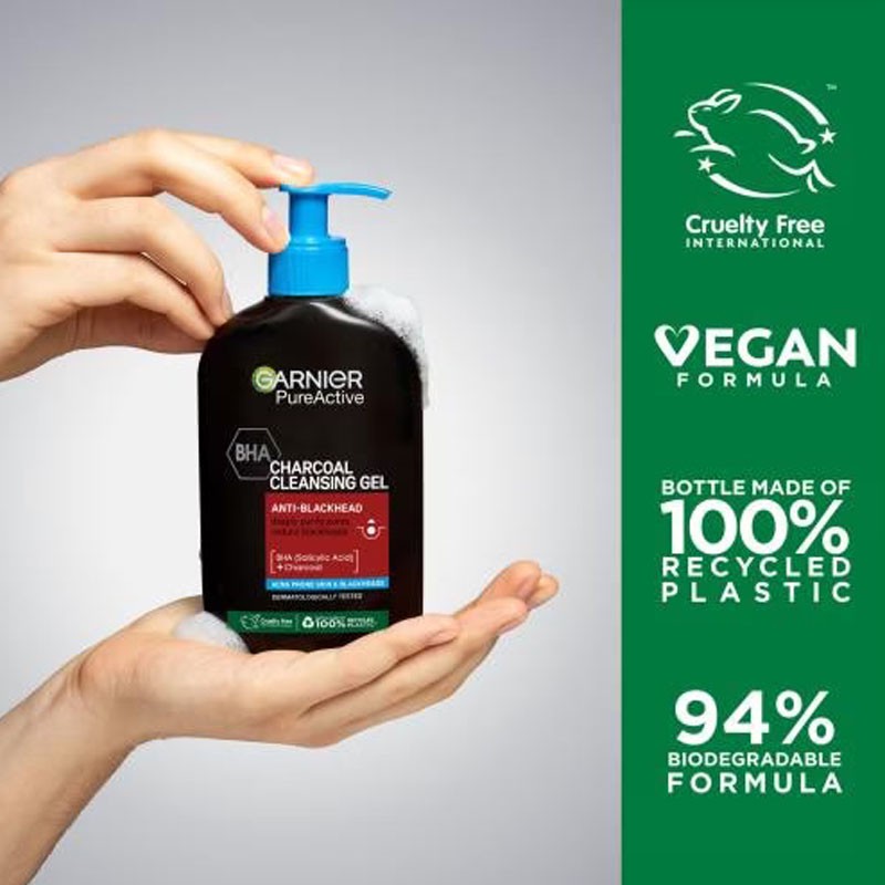 ژل شستشو صورت گارنیه مدل Pure Active Charcoal مناسب برای پوست های چرب و مختلط حجم 250 میلی لیتر