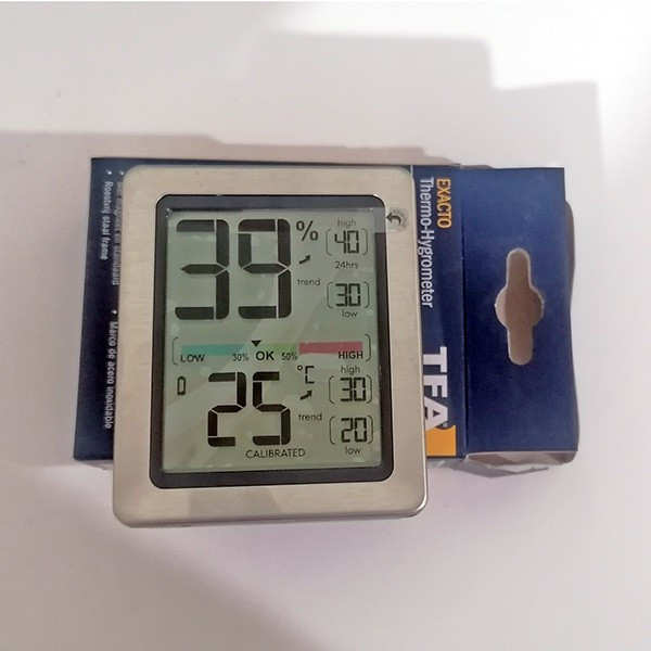 دماسنج و رطوبت سنج تی اف ای مدل 30.5047